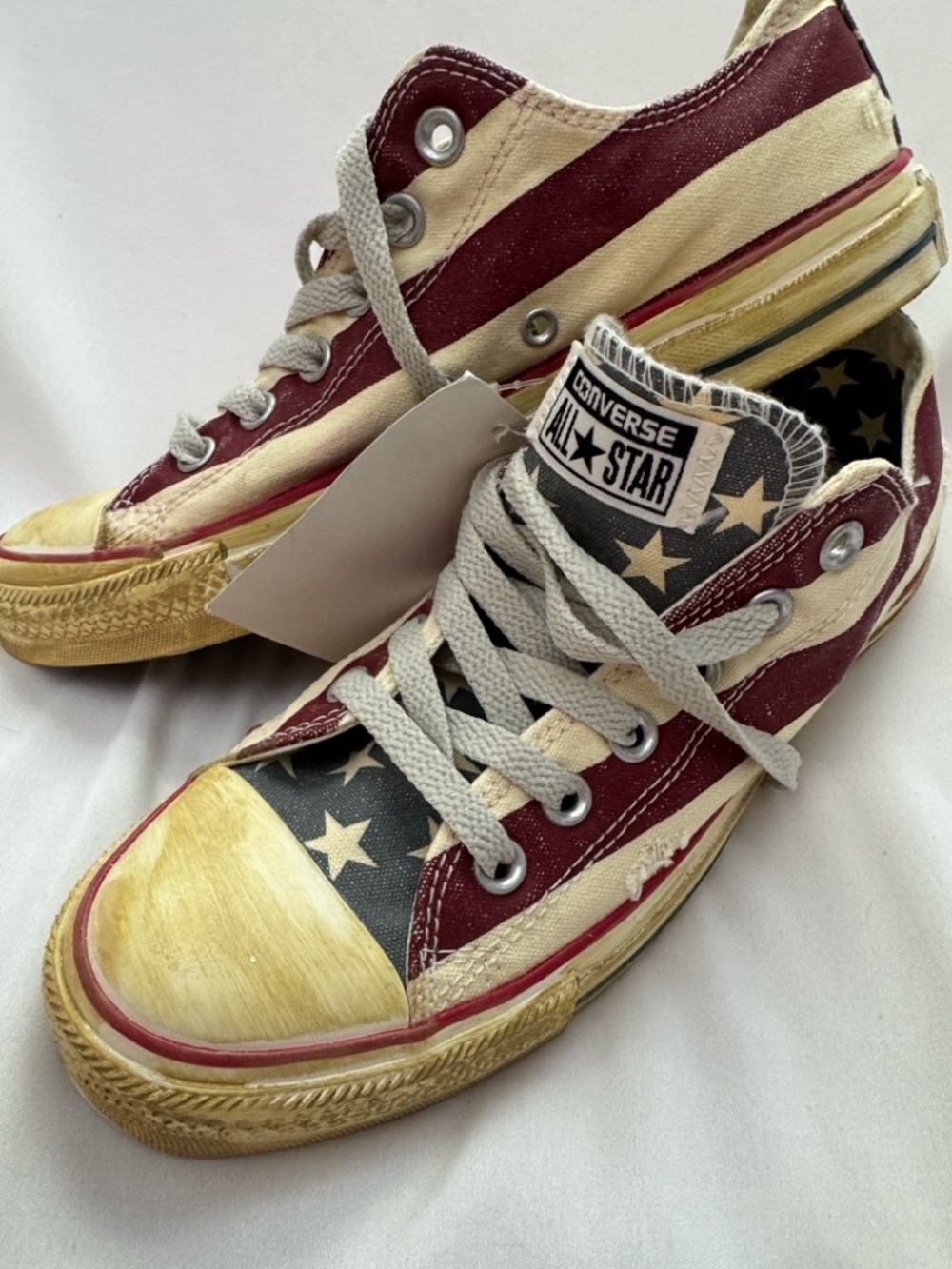 NWT  Rare Converse Low Top Sneakers American Flag Print Women’s 9 Men’s 7